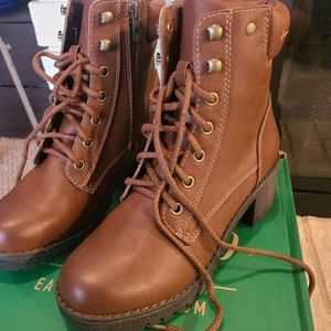 Eastland Brynn Heeled Boot NWT